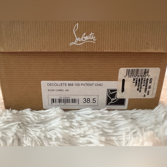 Christian Louboutin Decollete Patent Leather Heels/Pumps - Picture 14 of 16